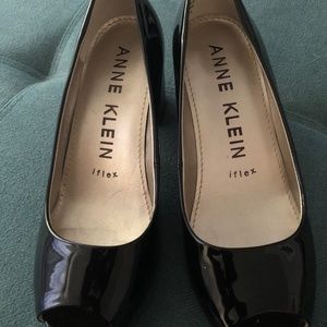 Ann Klein Chunky Heel Peep Toe Pumps